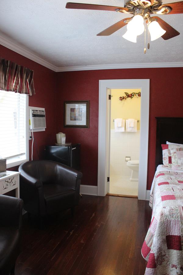 Echo Mountain Inn - thumb 20