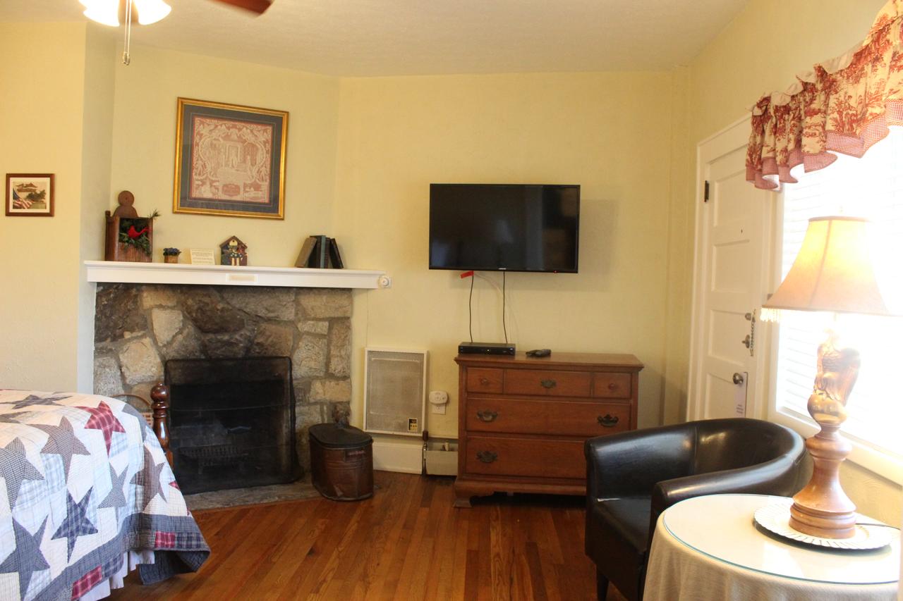 Echo Mountain Inn - thumb 18