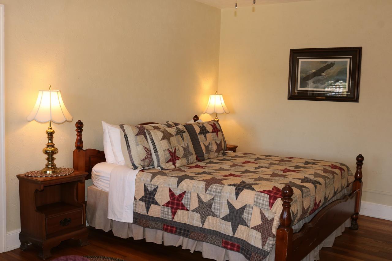 Echo Mountain Inn - thumb 1