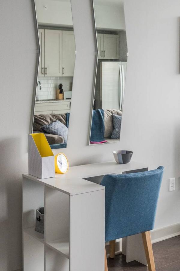 UNBELIEVABLE CITY VIEWS IN UPTOWN HIGH-RISE STUDIO - thumb 24