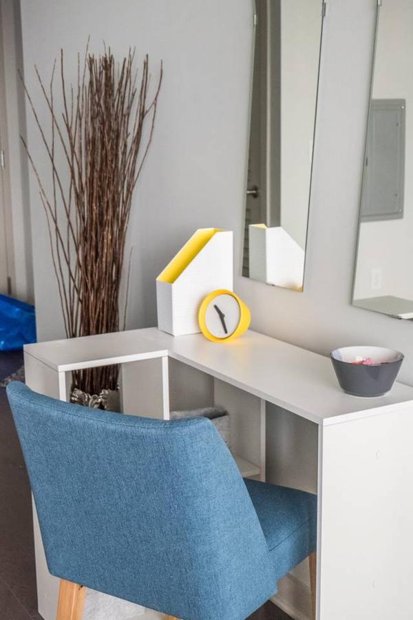 UNBELIEVABLE CITY VIEWS IN UPTOWN HIGH-RISE STUDIO - thumb 7