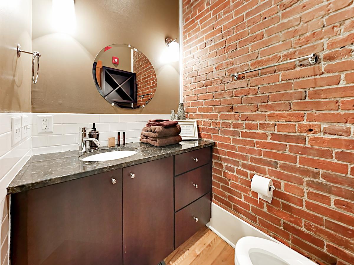 Church Street Apartment Unit 101 Apts - thumb 2