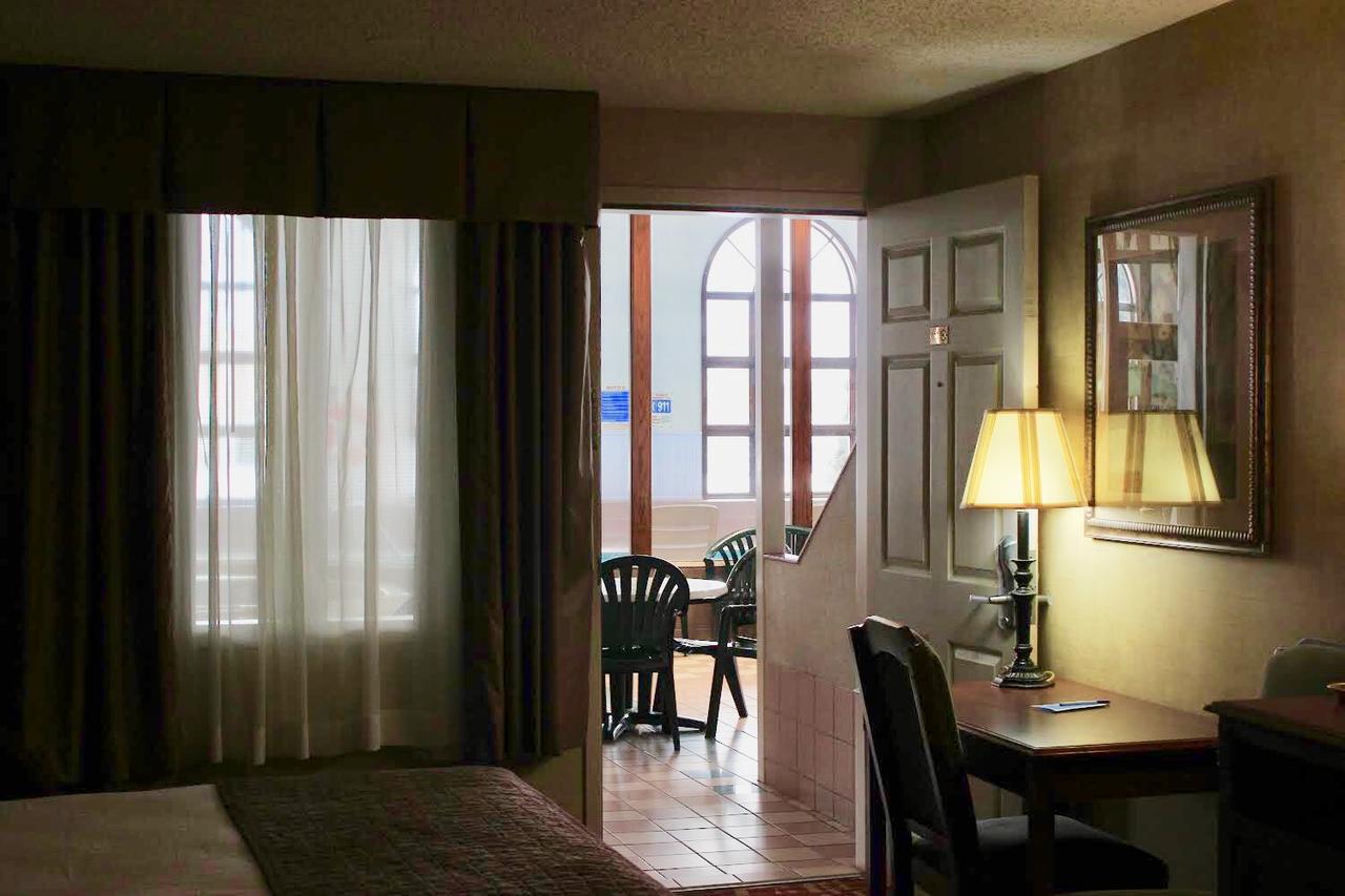 Rodeway Inn Grand Forks - thumb 7