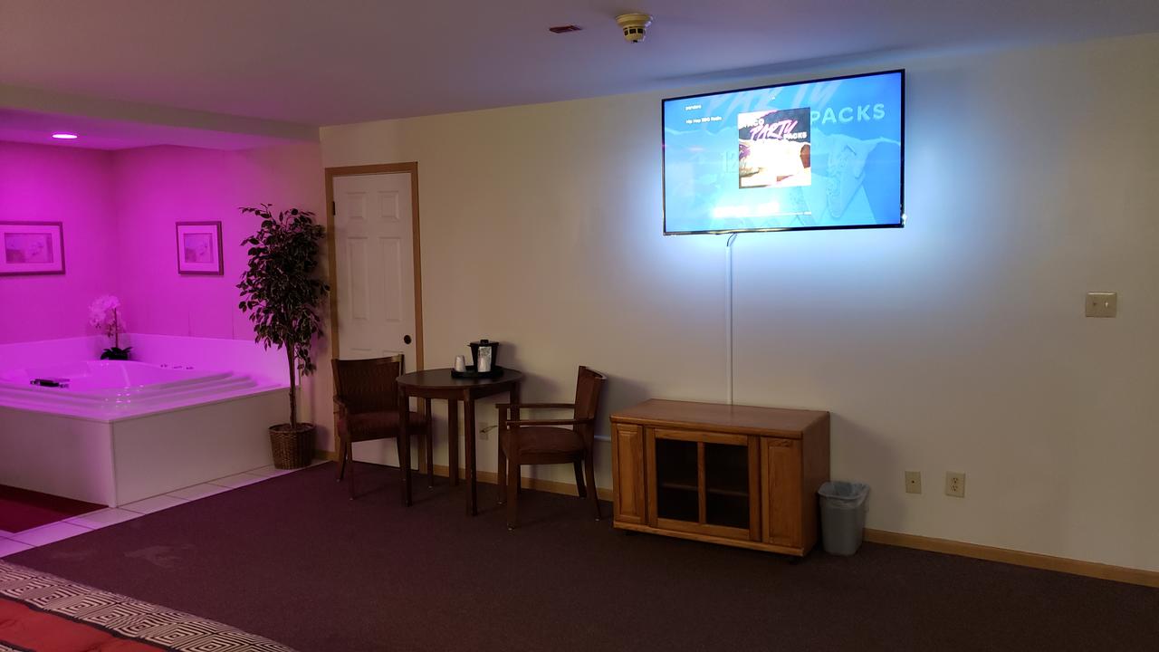 Colonial Manor Motel - thumb 4