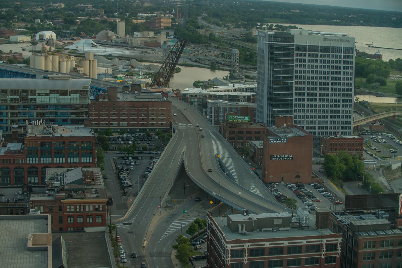 Hilton Cleveland Downtown - thumb 1