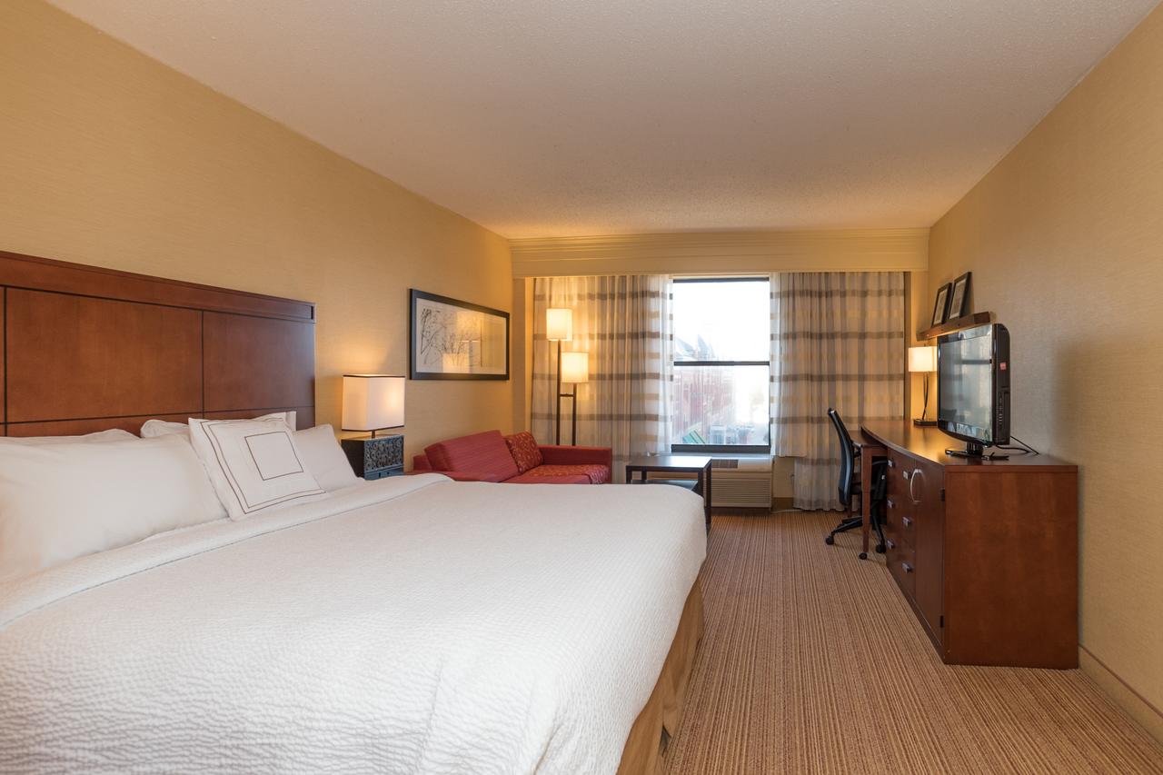 Courtyard Springfield Downtown - thumb 21