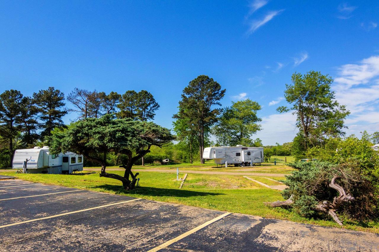 Rodeway Inn Broken Bow - thumb 13