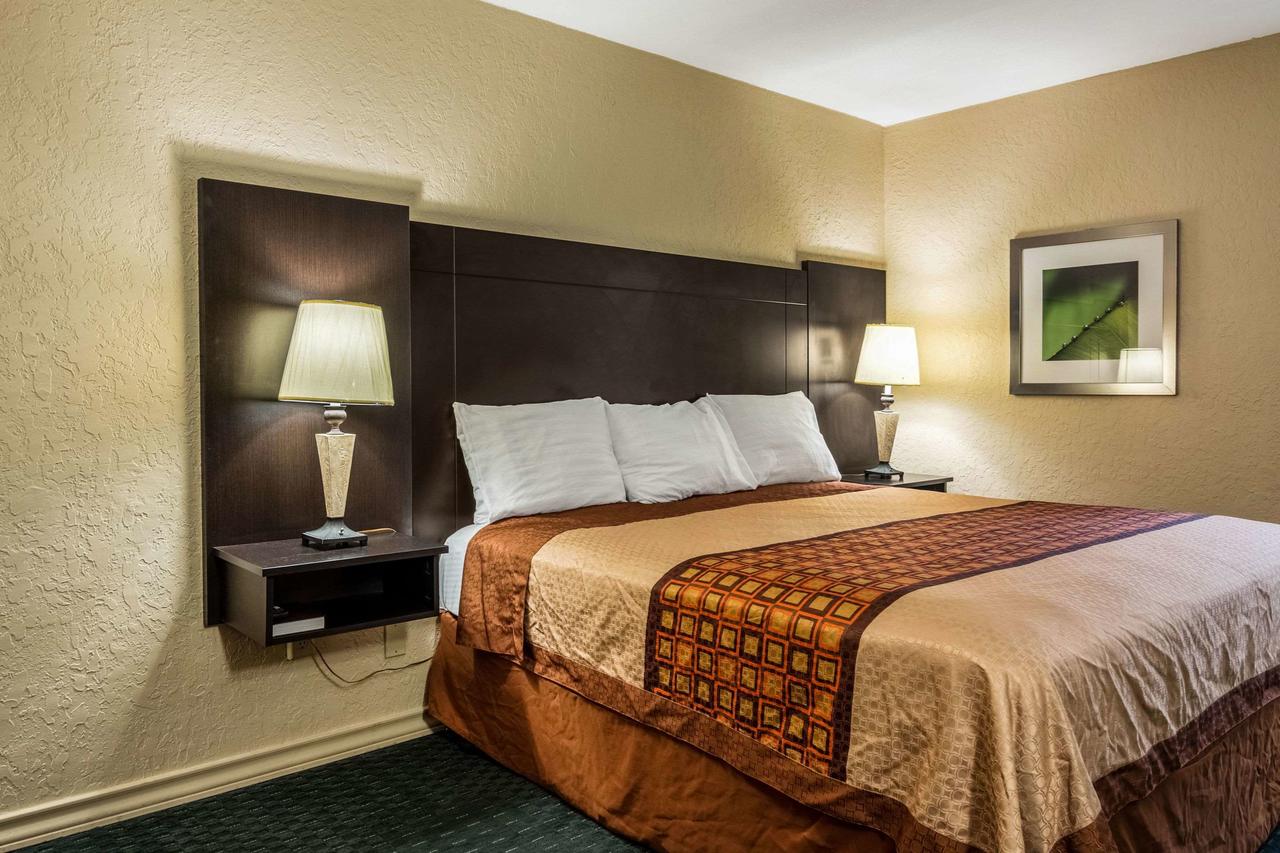 Rodeway Inn Broken Bow - thumb 22