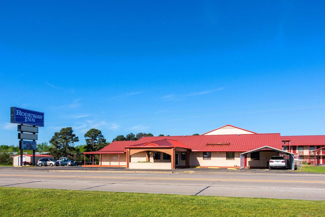 Rodeway Inn Broken Bow - thumb 1