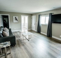 Raven Suite at Rellik House. Winery  Alpaca Farm - Accommodation Alabama