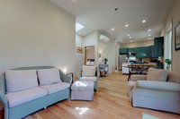 2 Bed 1 Bath Vacation home in Gold Beach Accommodation Alabama