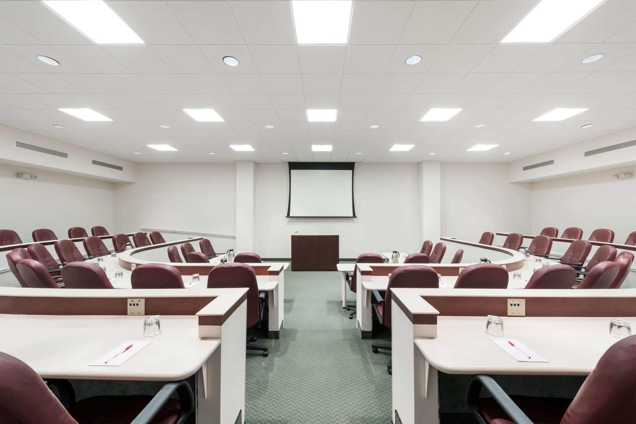 Ramada By Wyndham State College Hotel & Conference Center - thumb 33