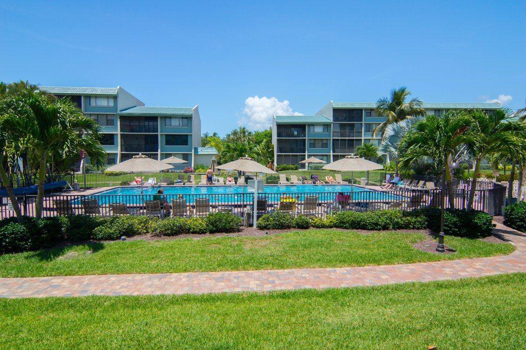 A Step Away From The Beach - thumb 25