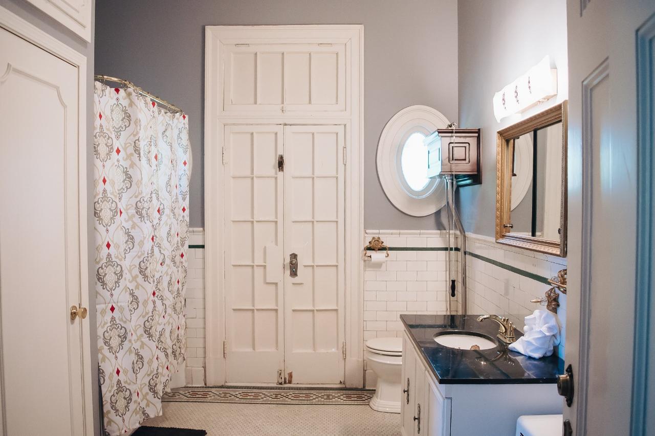 1912 Bed And Breakfast - thumb 29