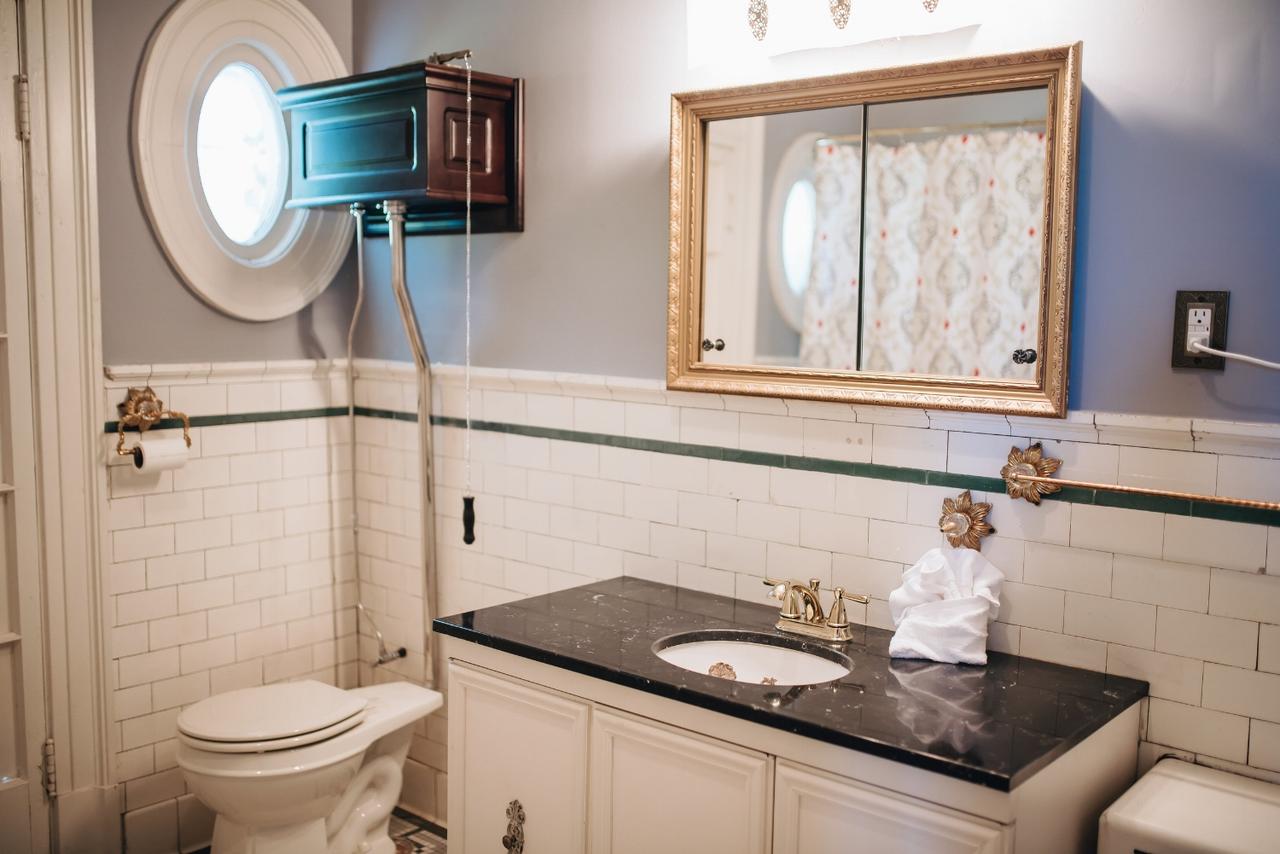 1912 Bed And Breakfast - thumb 13