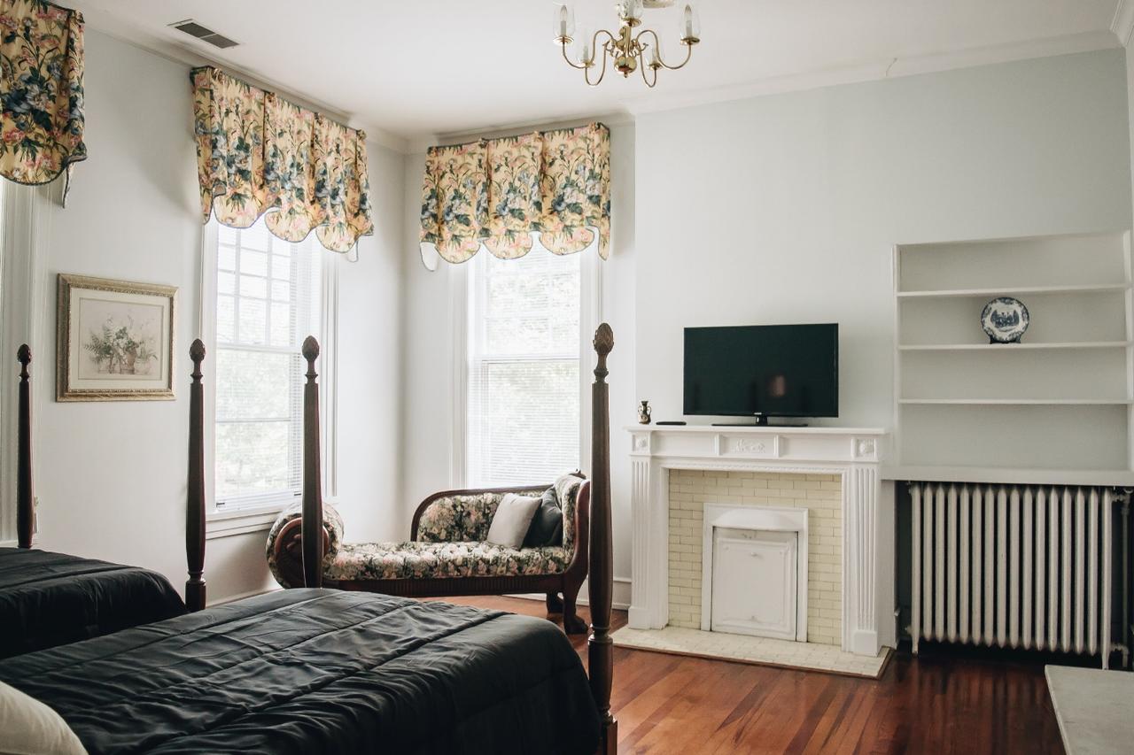 1912 Bed And Breakfast - thumb 21