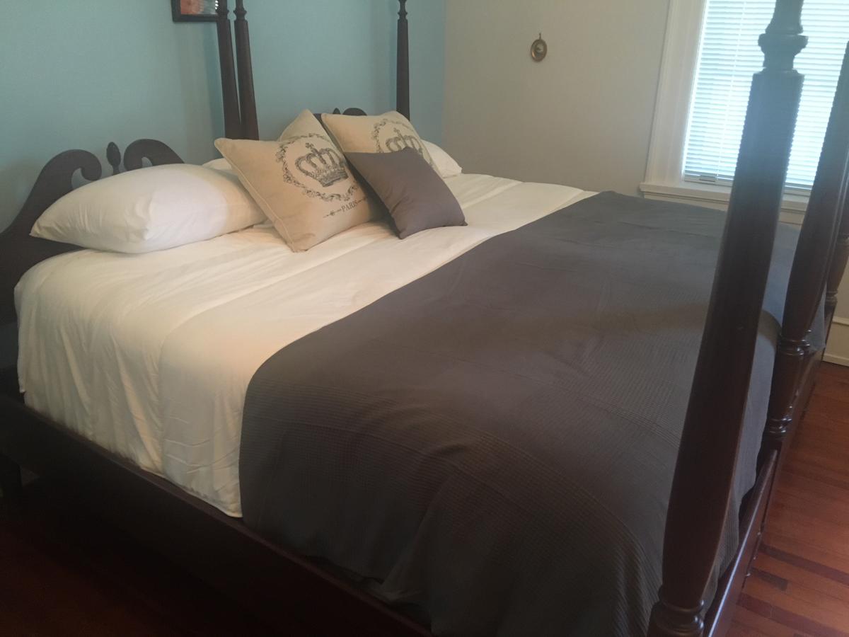 1912 Bed And Breakfast - thumb 8