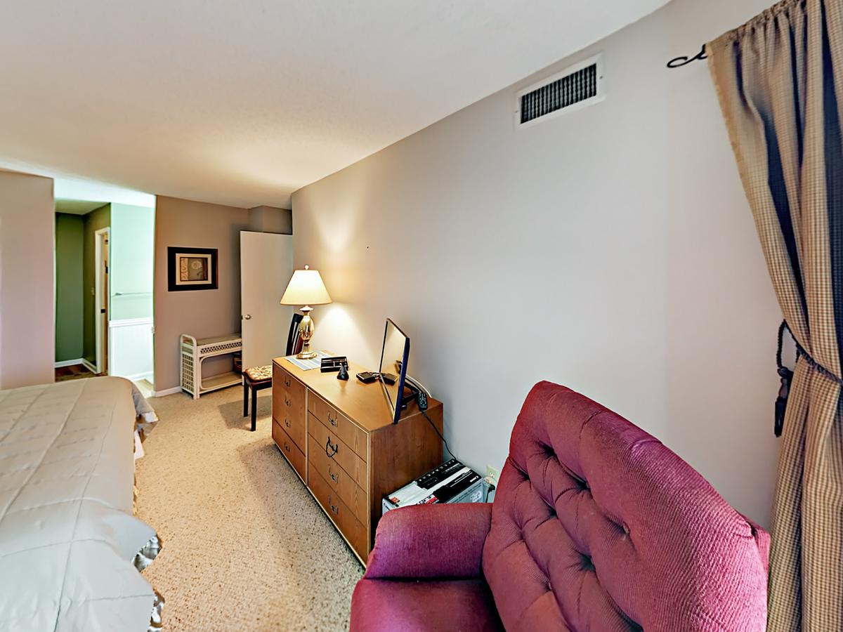 20Th Avenue North Condo #1004 Condo - thumb 13