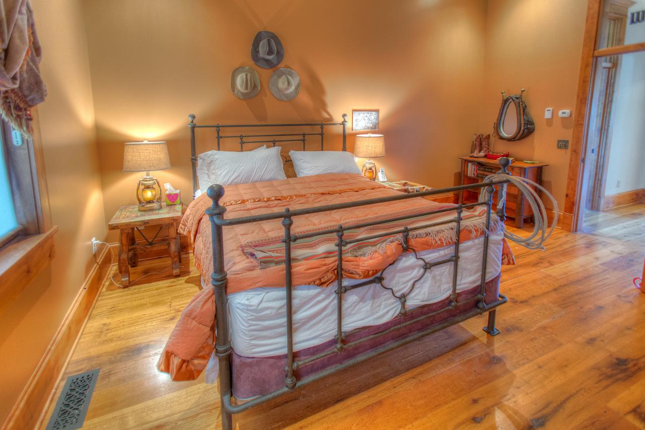 Rock Crest Lodge & Cabins - thumb 6