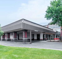 Ramada by Wyndham Rapid City - Accommodation Alabama