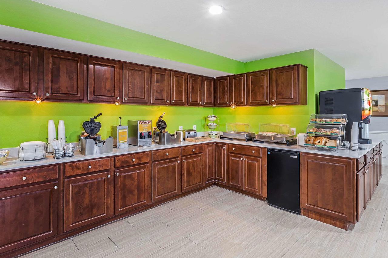 Quality Inn Gallatin - thumb 28