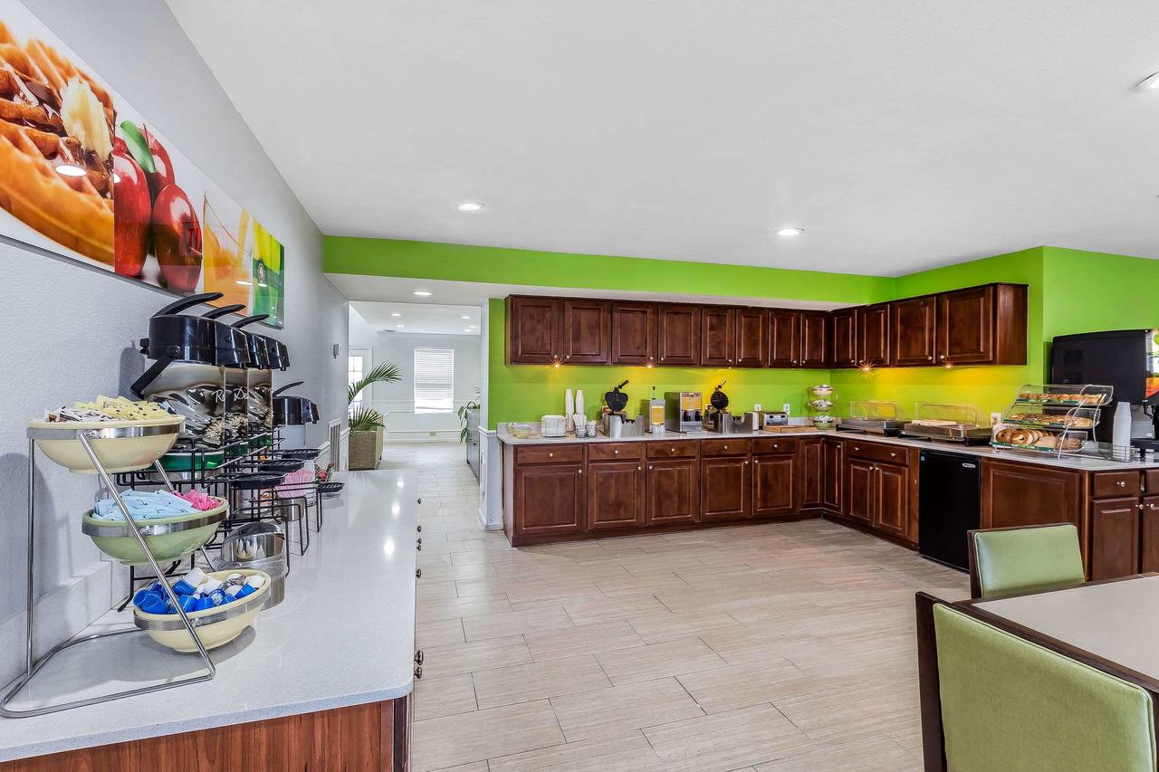 Quality Inn Gallatin - thumb 22