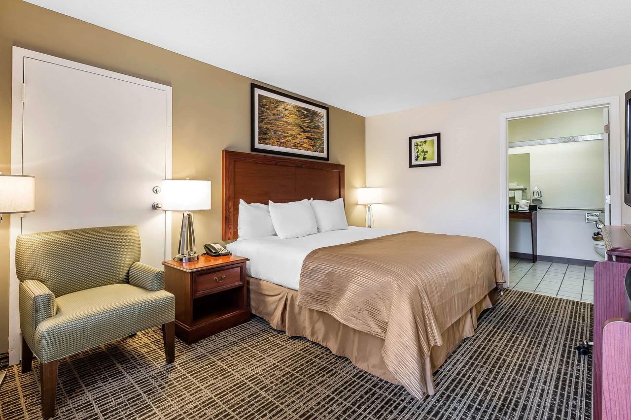 Quality Inn Gallatin - thumb 11