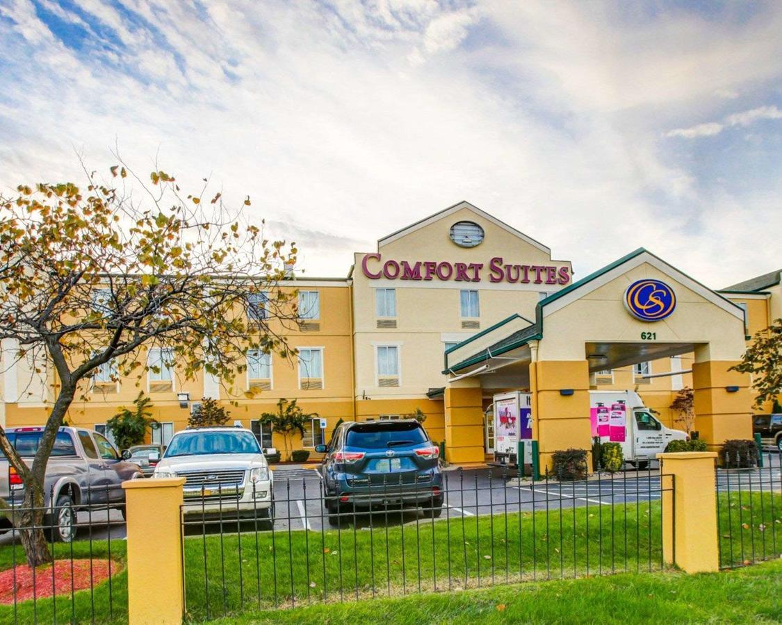 Comfort Suites At Rivergate Mall - thumb 13