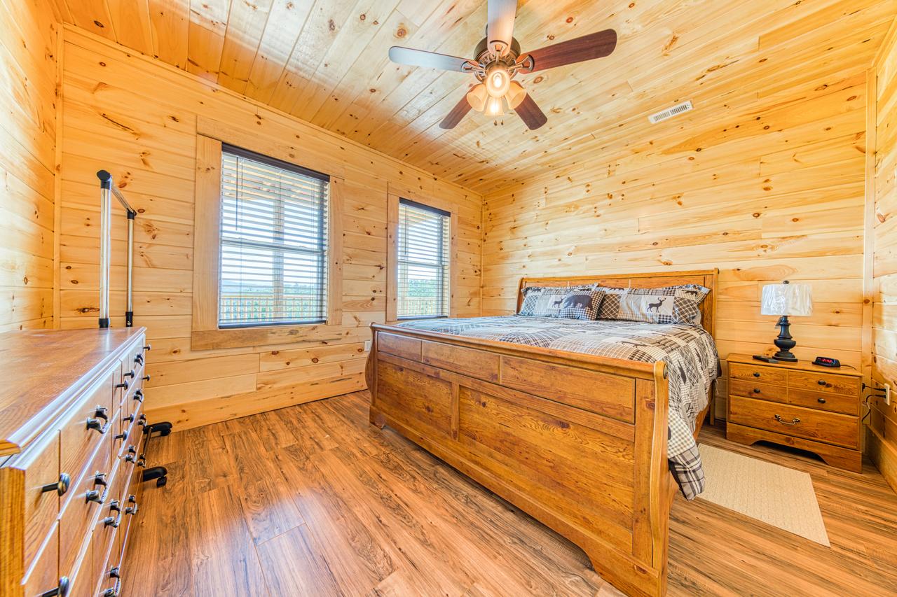 Bearadise - 6 Bed 5 Bath Vacation Home In Pigeon Forge - thumb 29