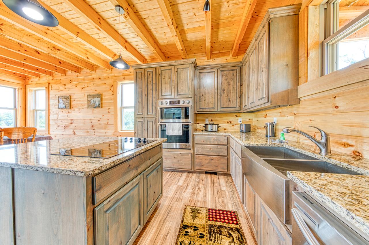 Bearadise - 6 Bed 5 Bath Vacation Home In Pigeon Forge - thumb 13