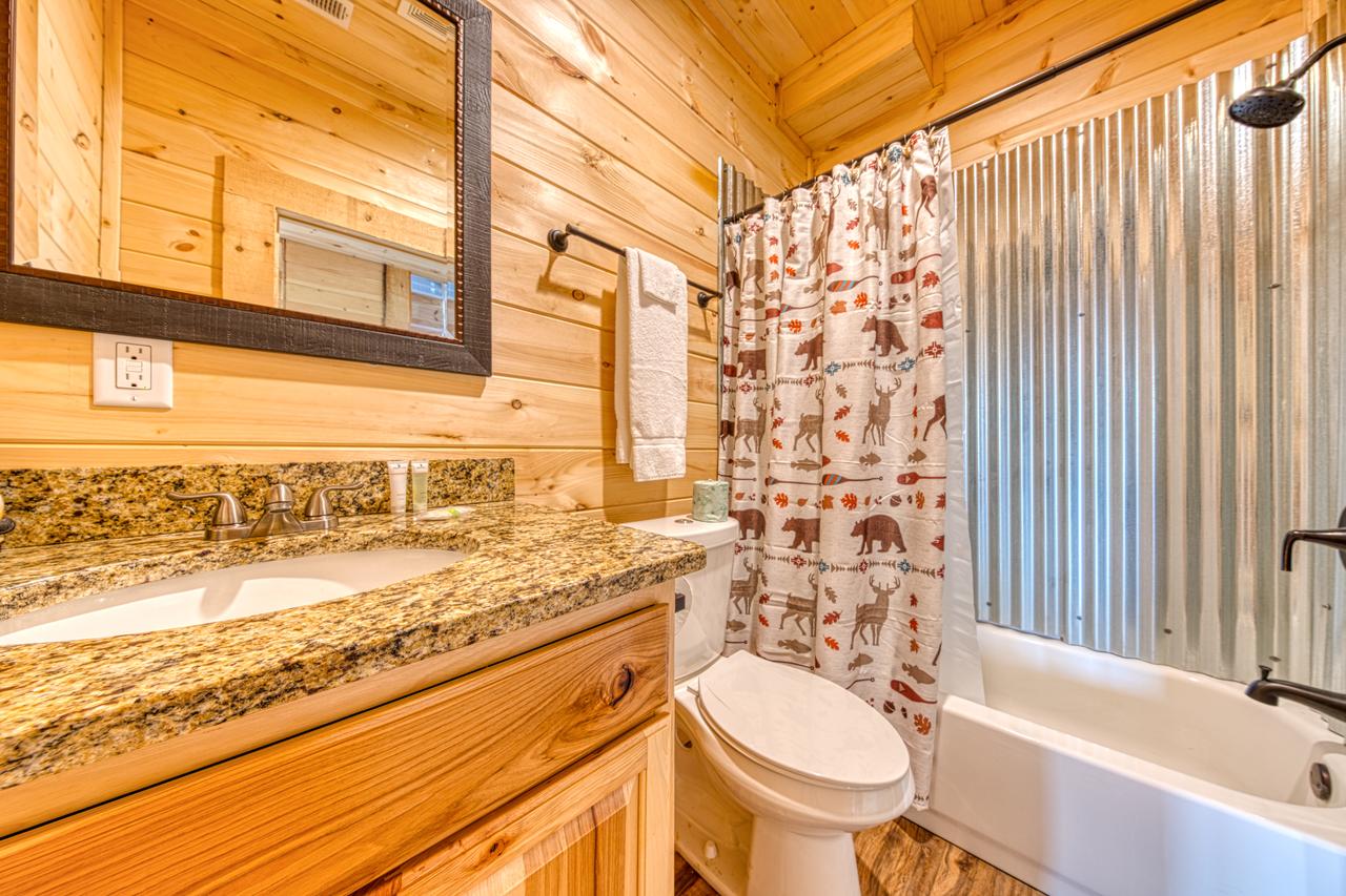 Bearadise - 6 Bed 5 Bath Vacation Home In Pigeon Forge - thumb 32