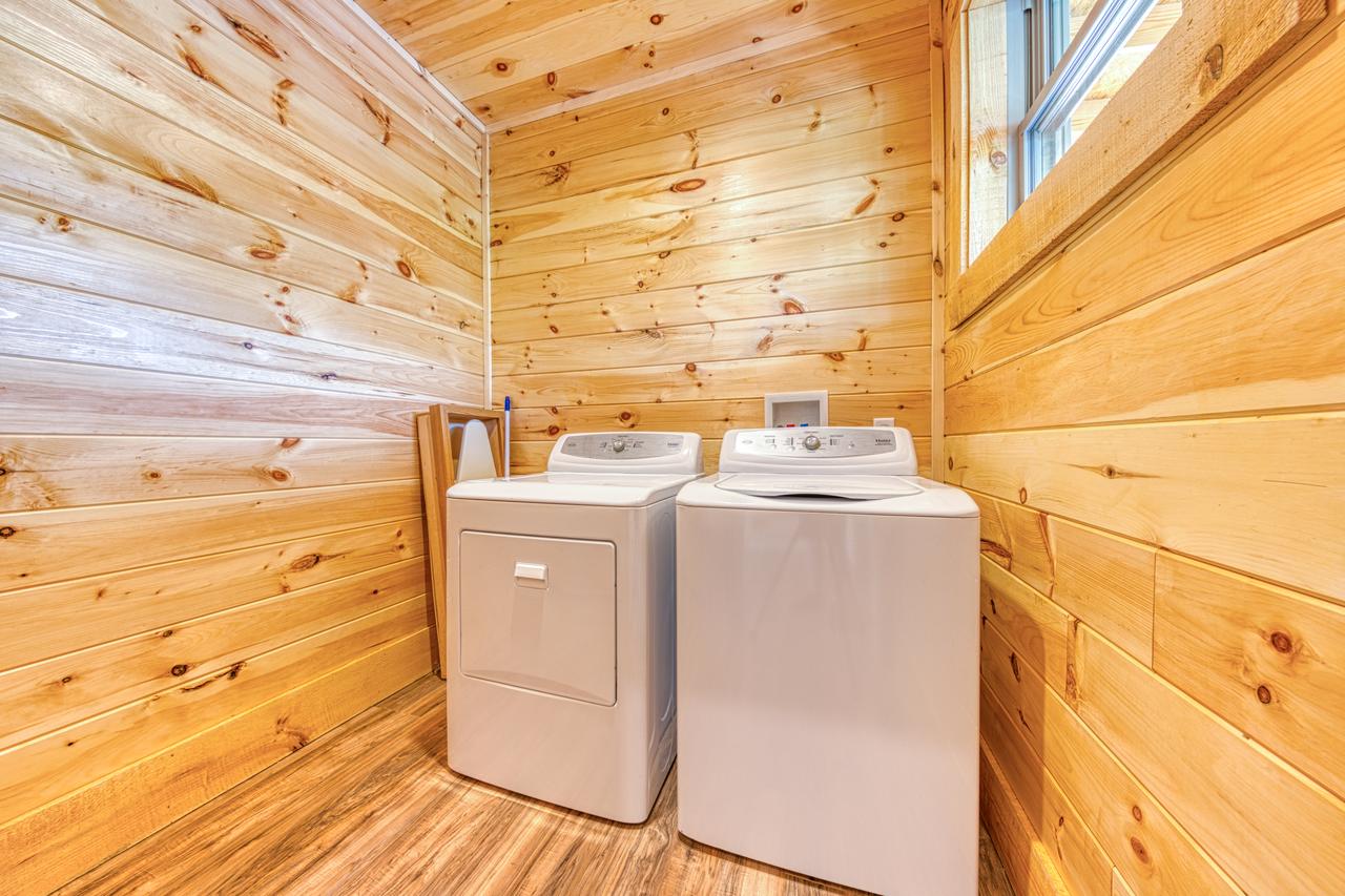 Bearadise - 6 Bed 5 Bath Vacation Home In Pigeon Forge - thumb 23