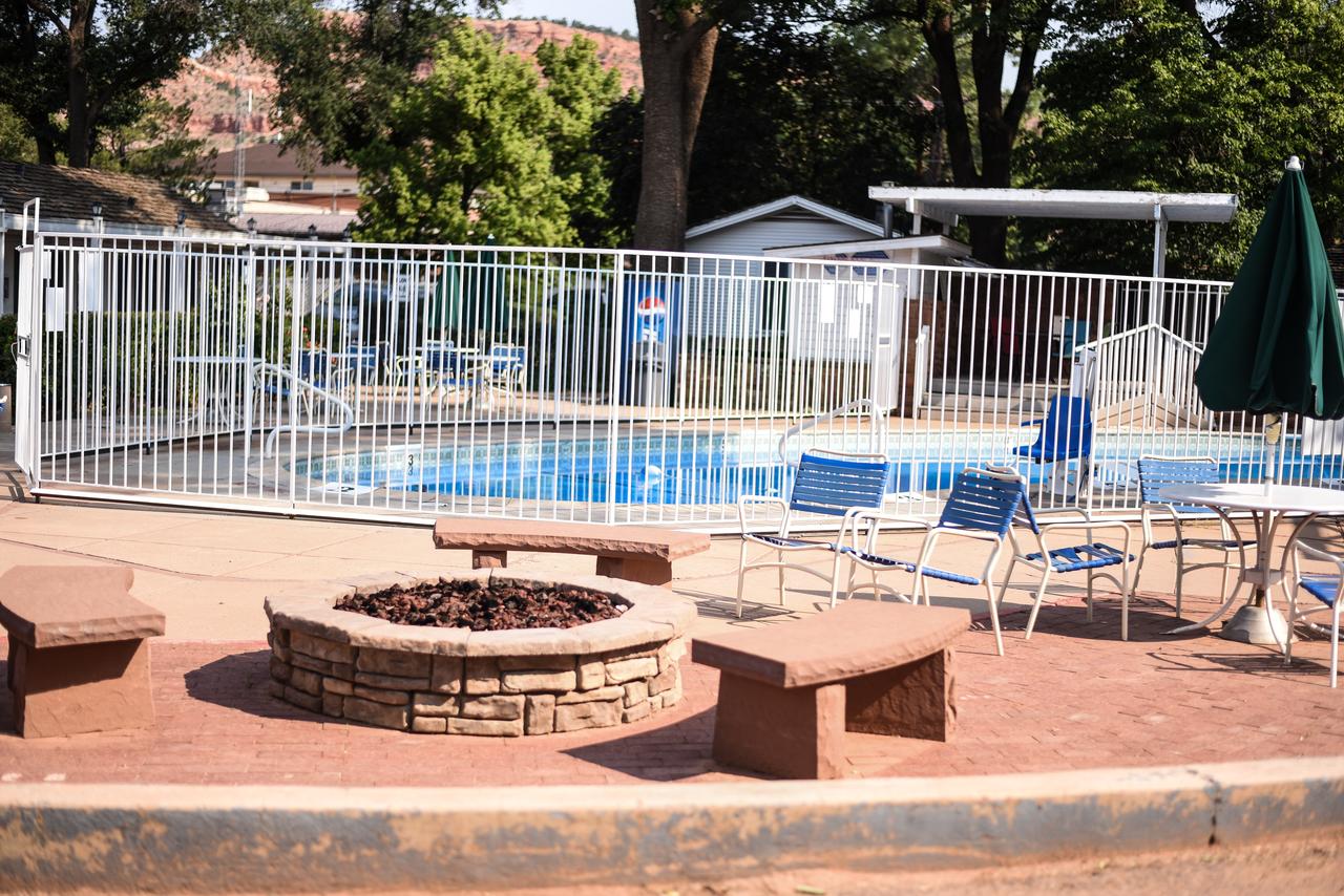 Parry Lodge - thumb 4