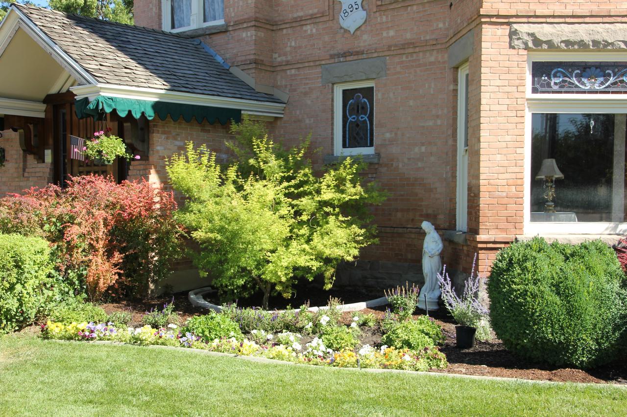 Hines Mansion - thumb 13