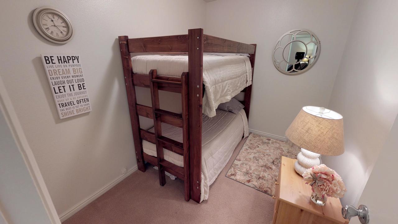 Monaco Court Apartments - thumb 8