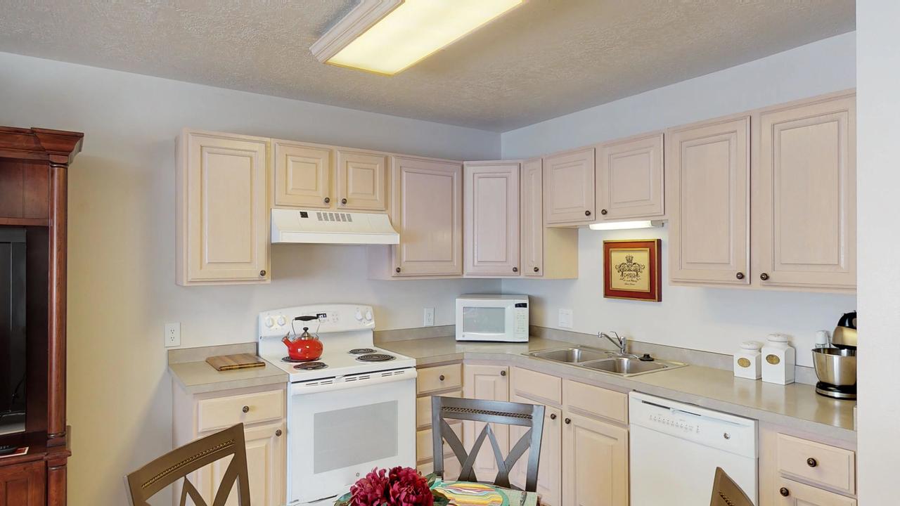 Monaco Court Apartments - thumb 4