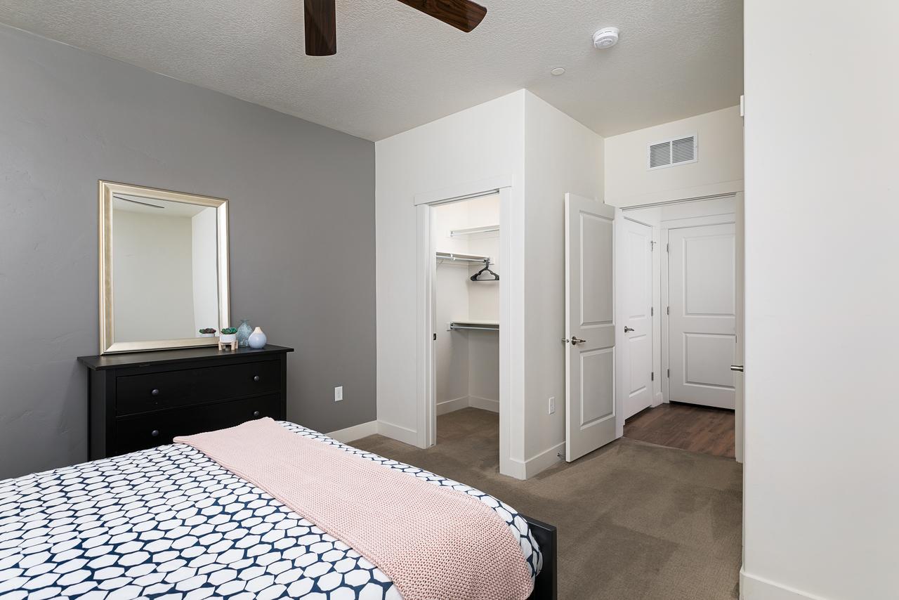 Criteria Salt Lake City Downtown Business Center Gym Pool - thumb 6