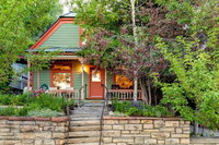 Abode at Heirloom House Accommodation Alabama