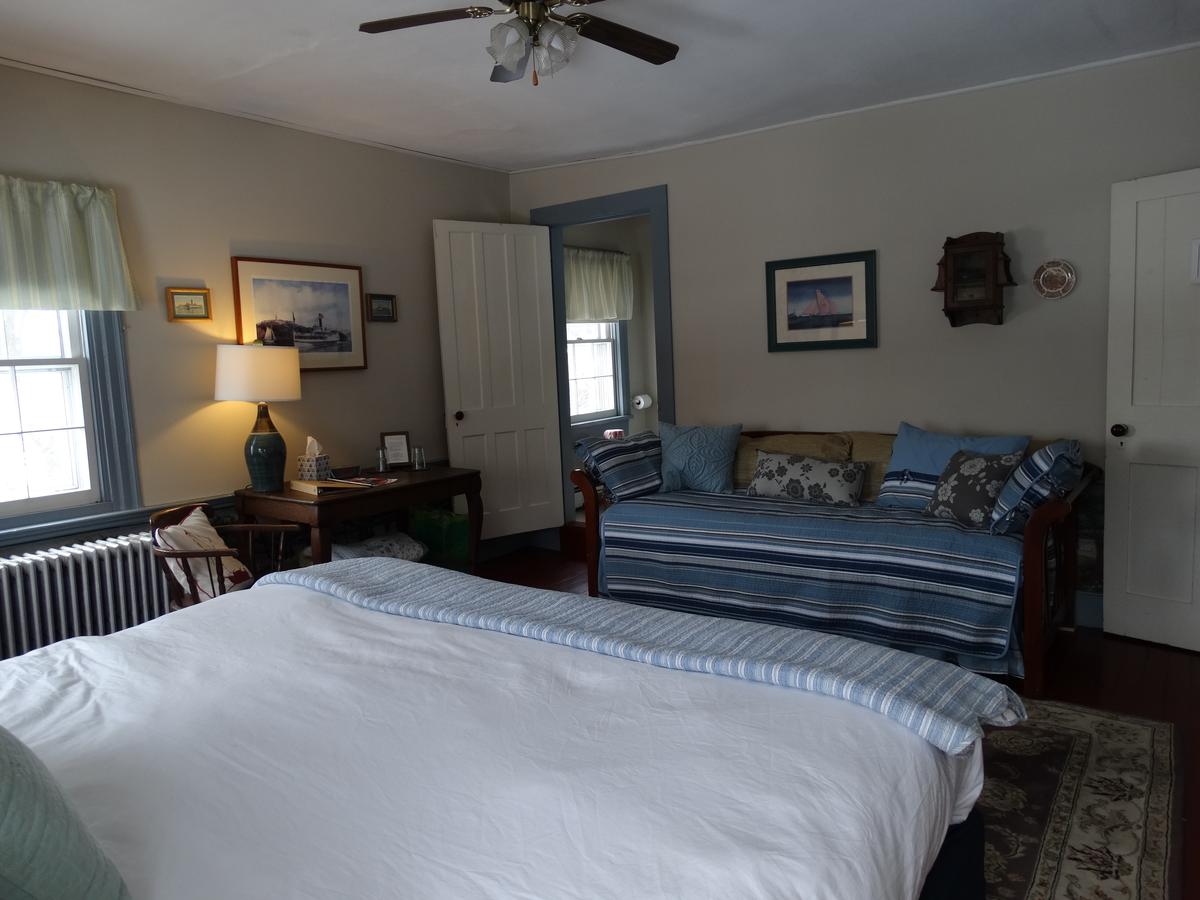 Shoreham Inn - thumb 22