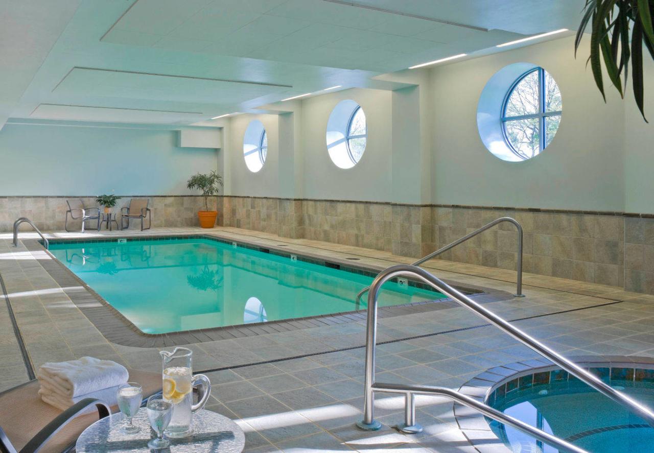 Courtyard Burlington Harbor - thumb 13