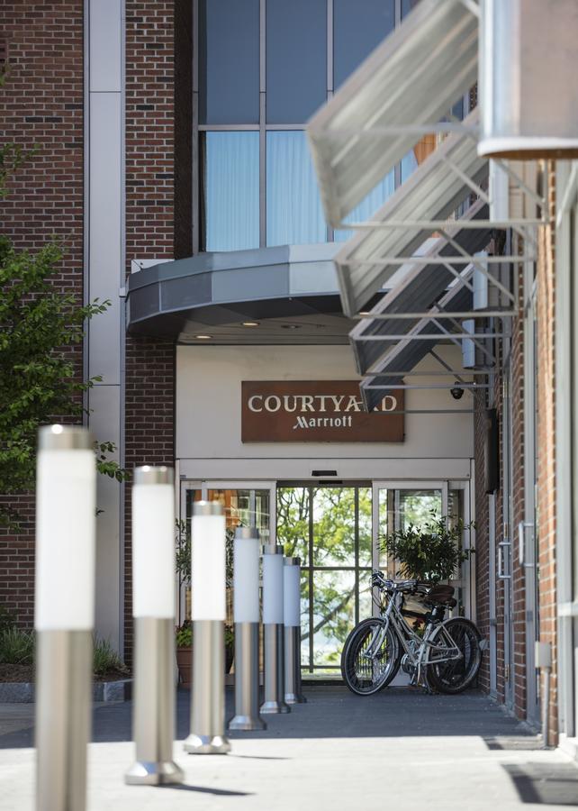 Courtyard Burlington Harbor - thumb 20