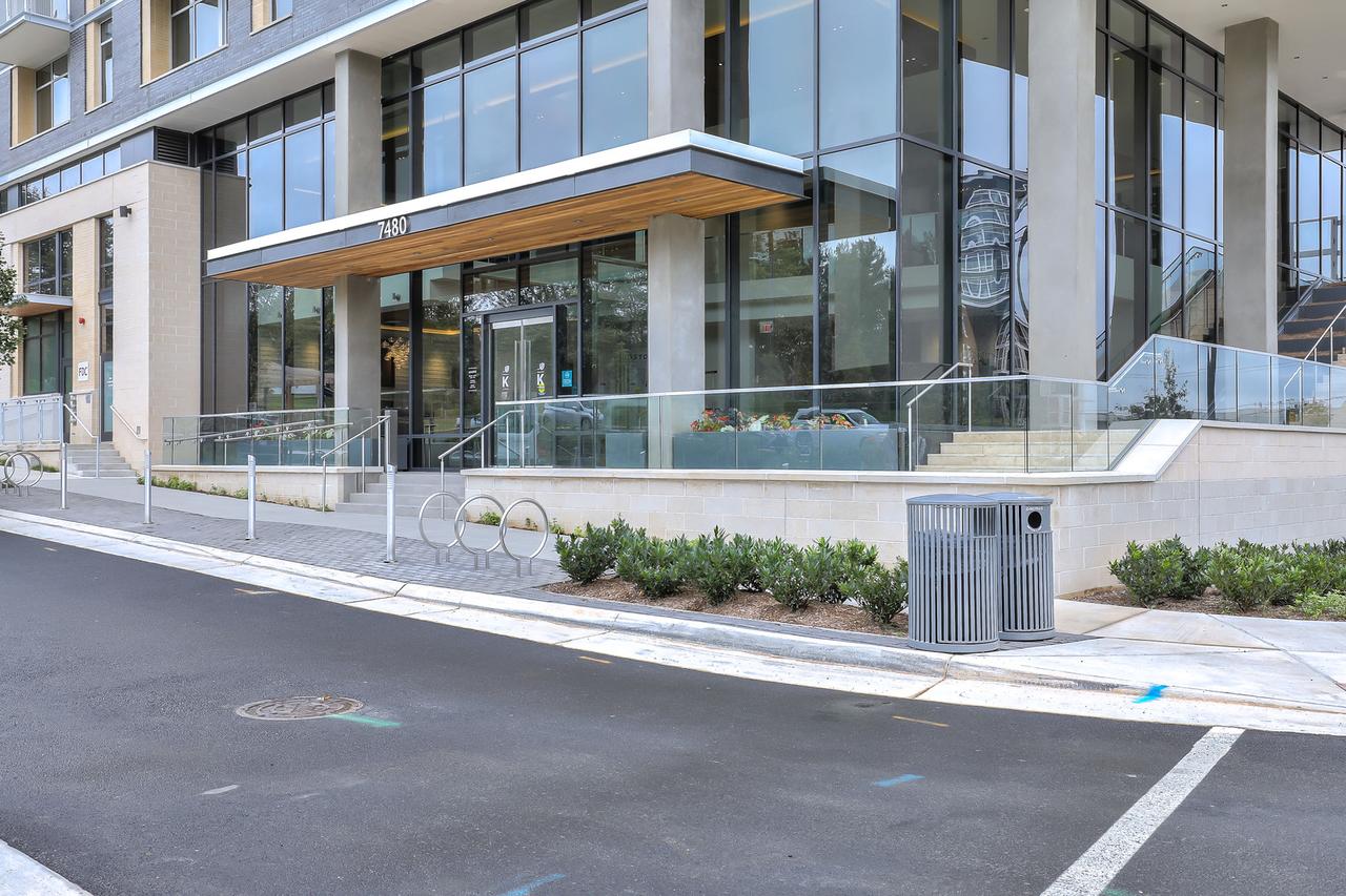 Modern & Luxurious: 531 - thumb 16