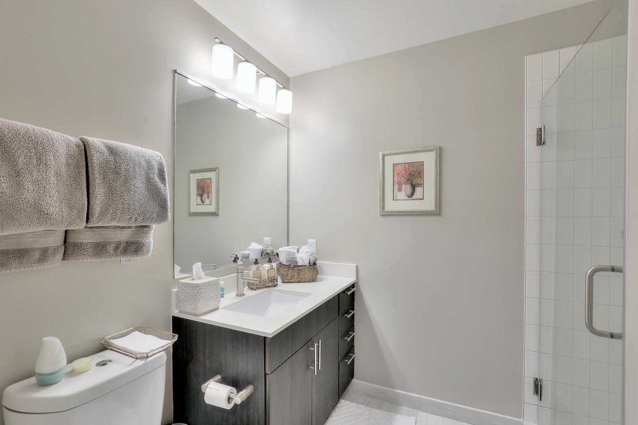 Modern & Luxurious: 531 - thumb 14