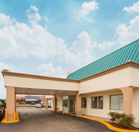 Days Inn by Wyndham Chester - Accommodation Alabama