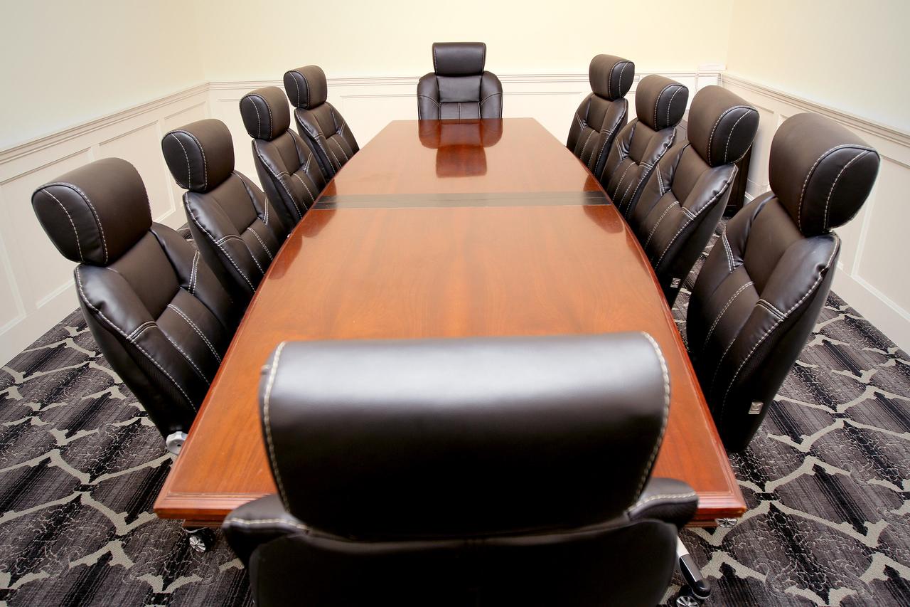 Majestic Inn And Spa - thumb 12