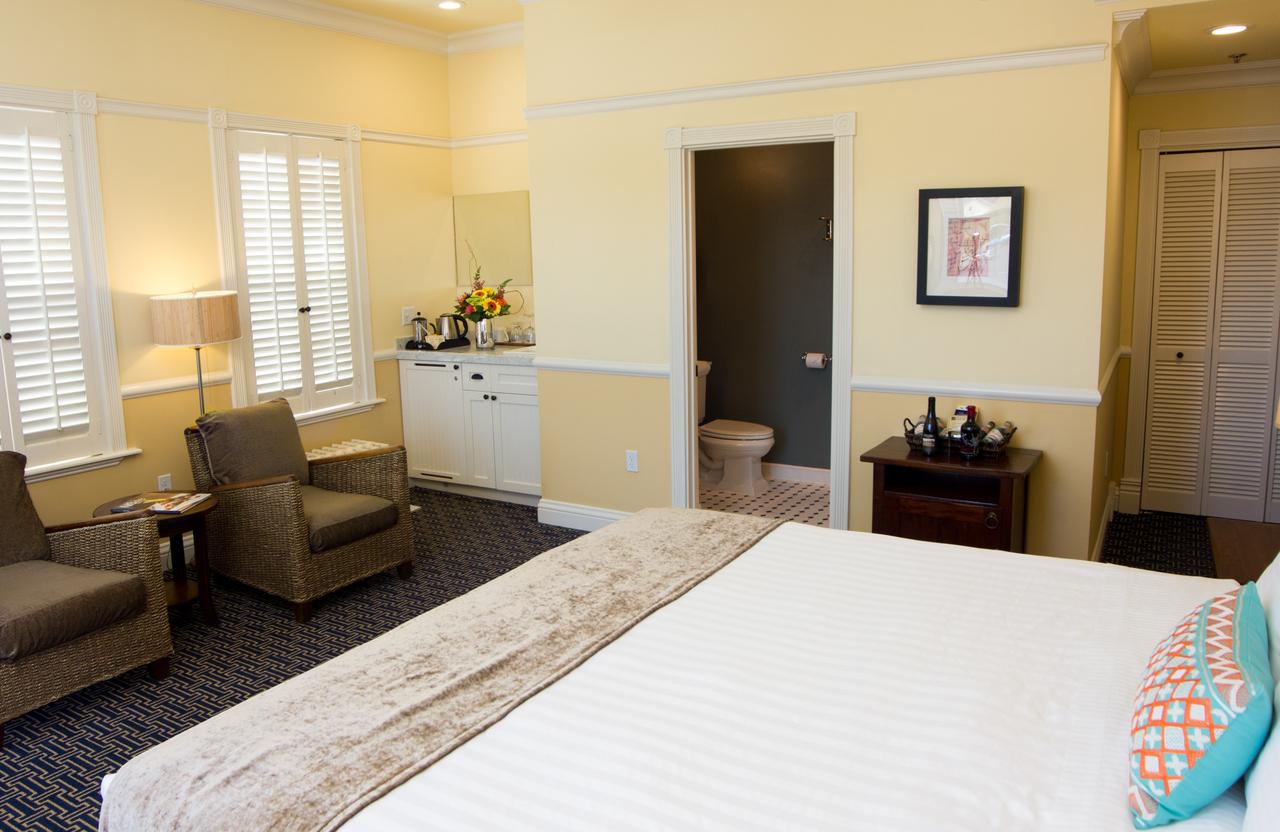 Majestic Inn And Spa - thumb 15