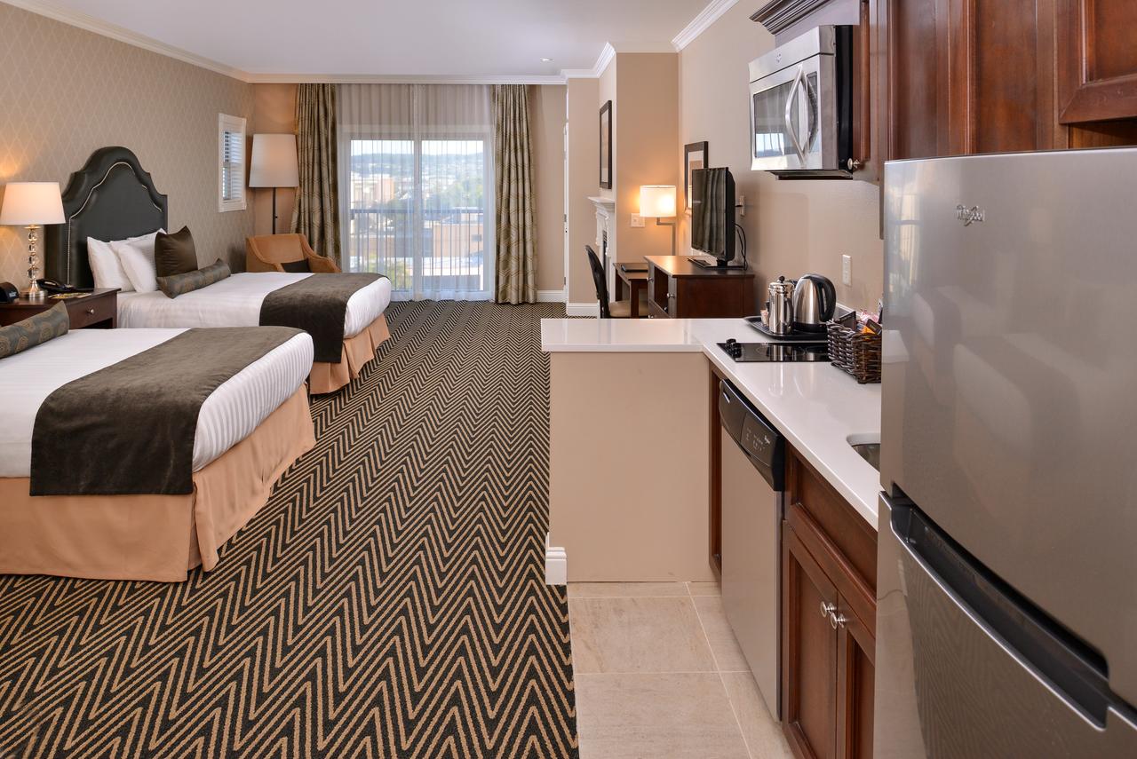 Majestic Inn And Spa - thumb 18