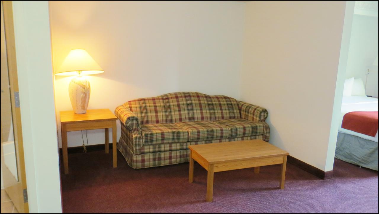 Peppermill Empress Inn - thumb 24