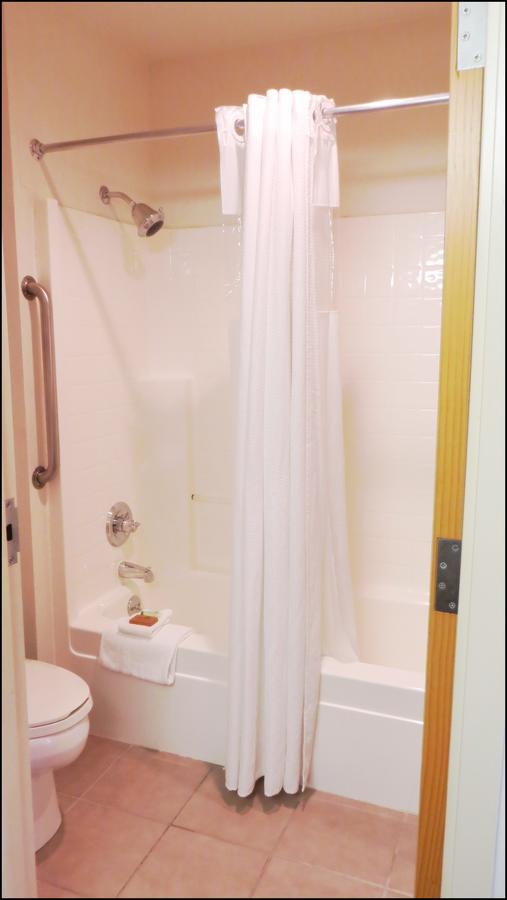 Peppermill Empress Inn - thumb 38