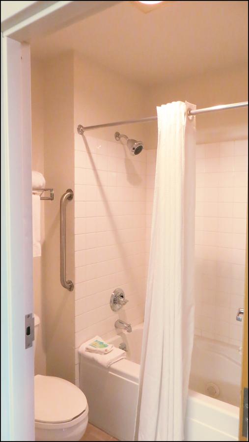 Peppermill Empress Inn - thumb 21